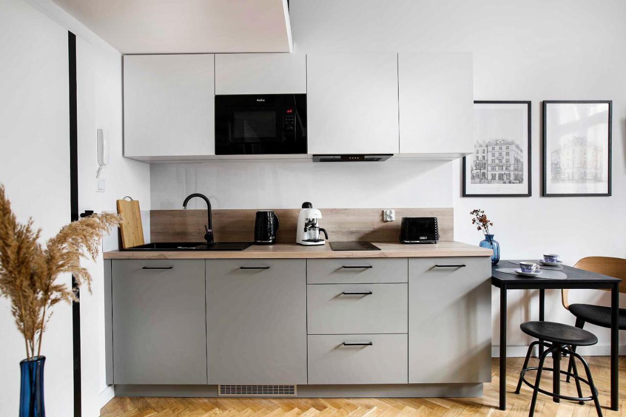 Charming Studio With Kitchen - Old Town, Main Station Cracovia Exterior foto