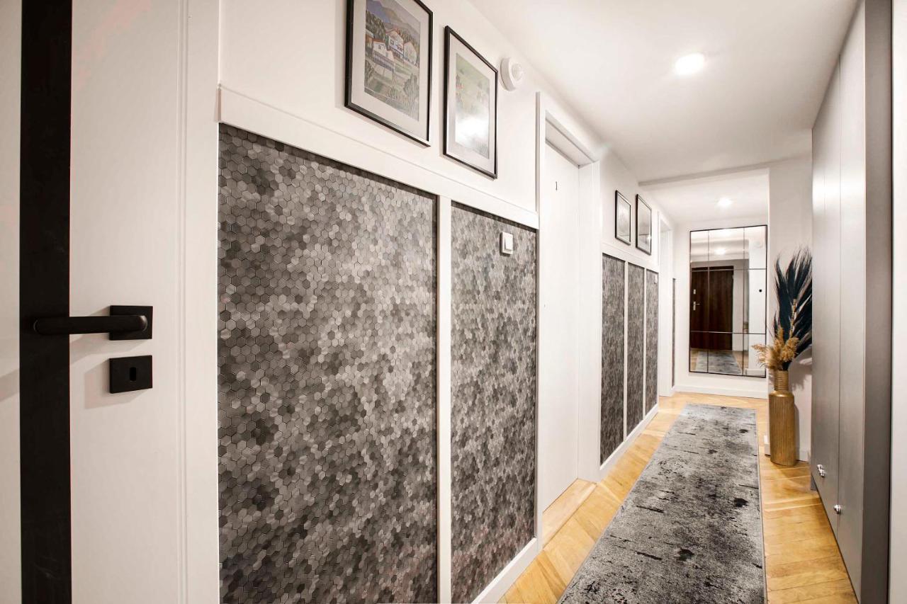 Charming Studio With Kitchen - Old Town, Main Station Cracovia Exterior foto